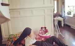 班长哭着说不能再抠了男生